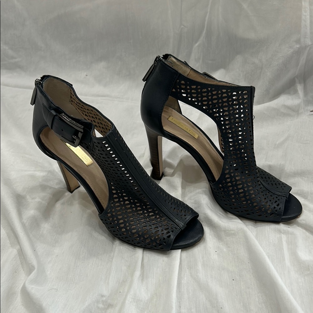 Elegant Navy Louise et Cie Heeled Sandals